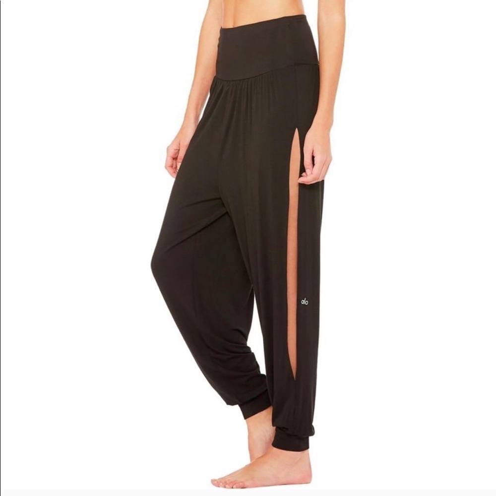 Alo Intention Slit Pants